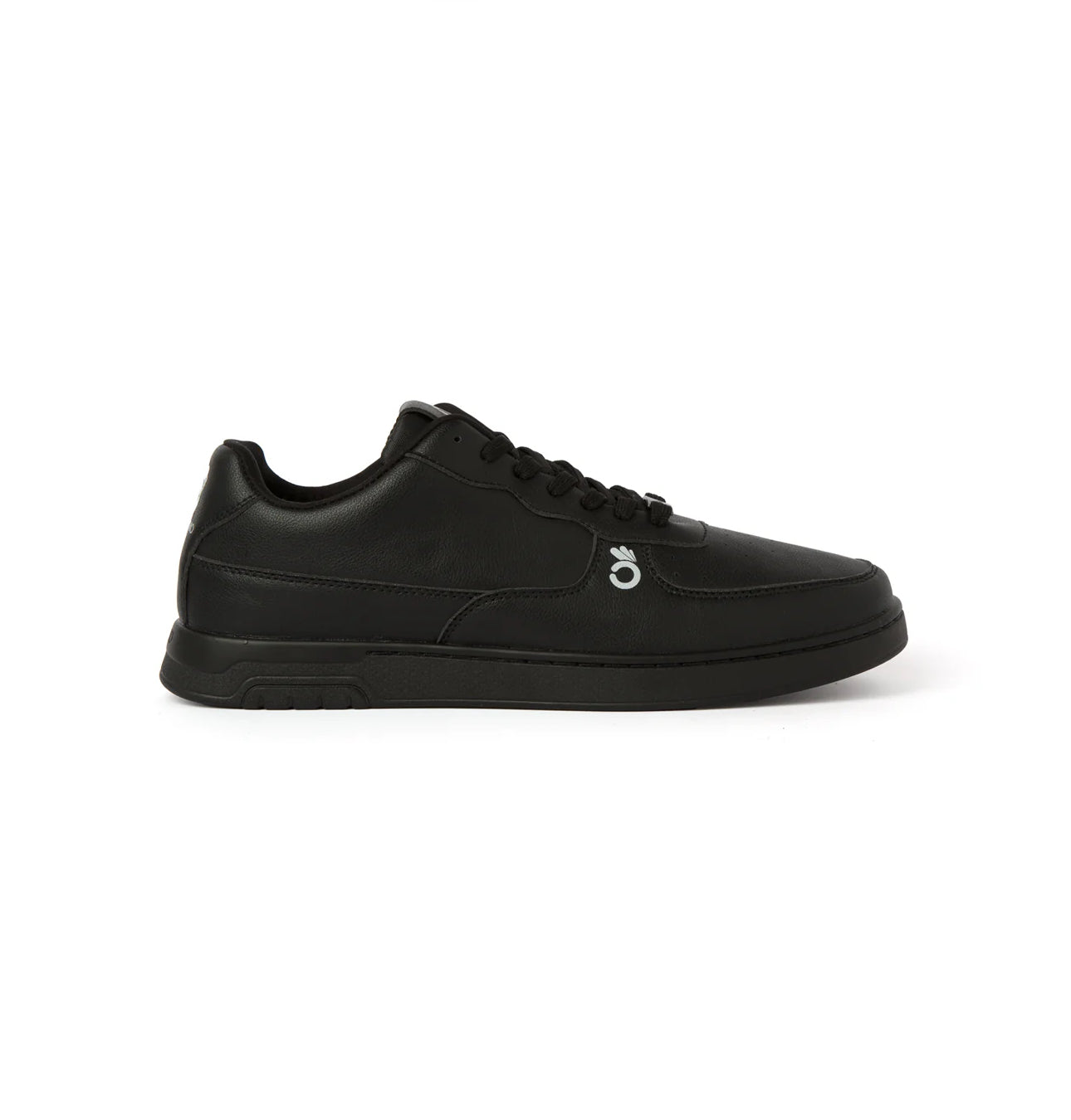 Panamio Low-top All Black