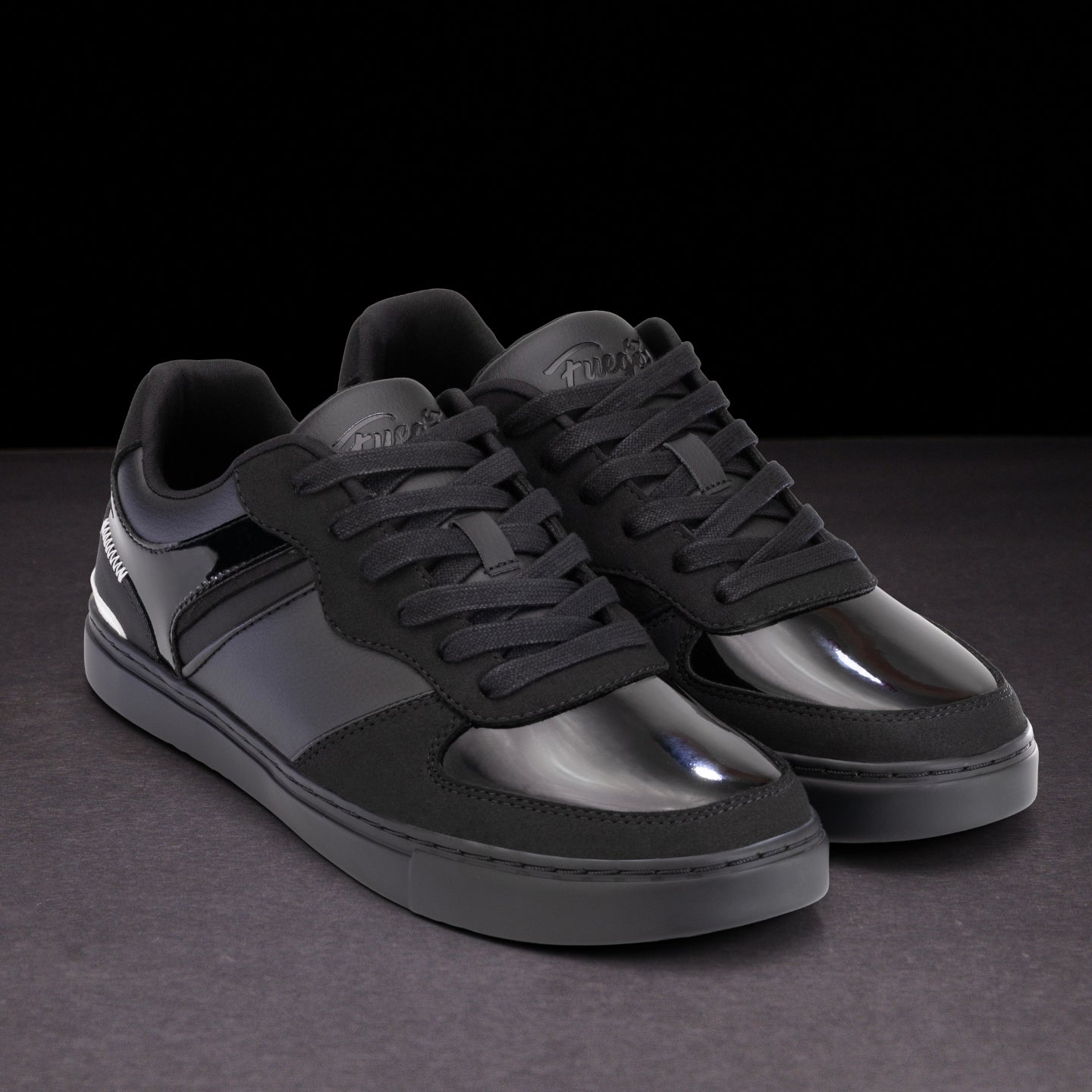 Fuego Low-top Derek Hough