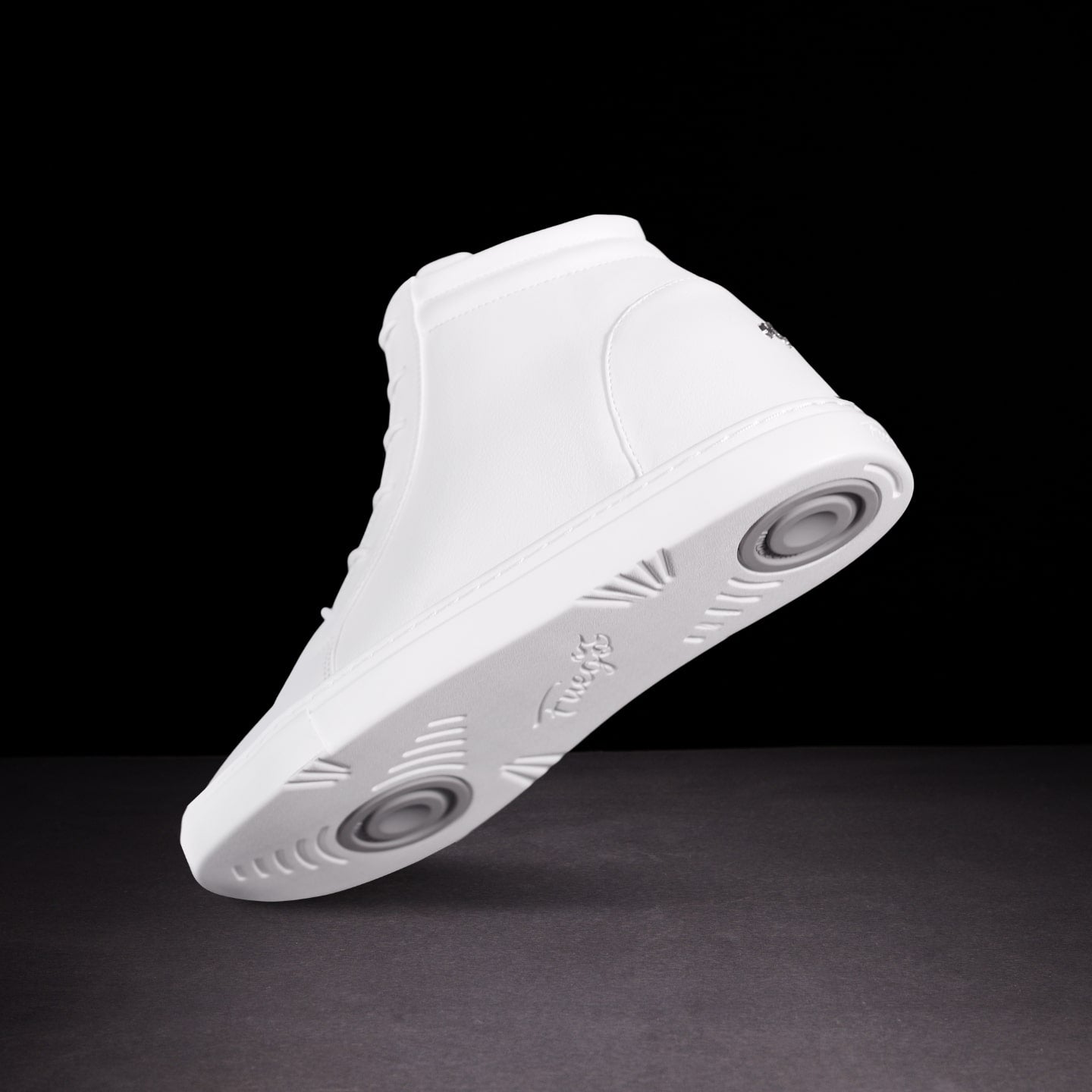 Fuego Wedge White