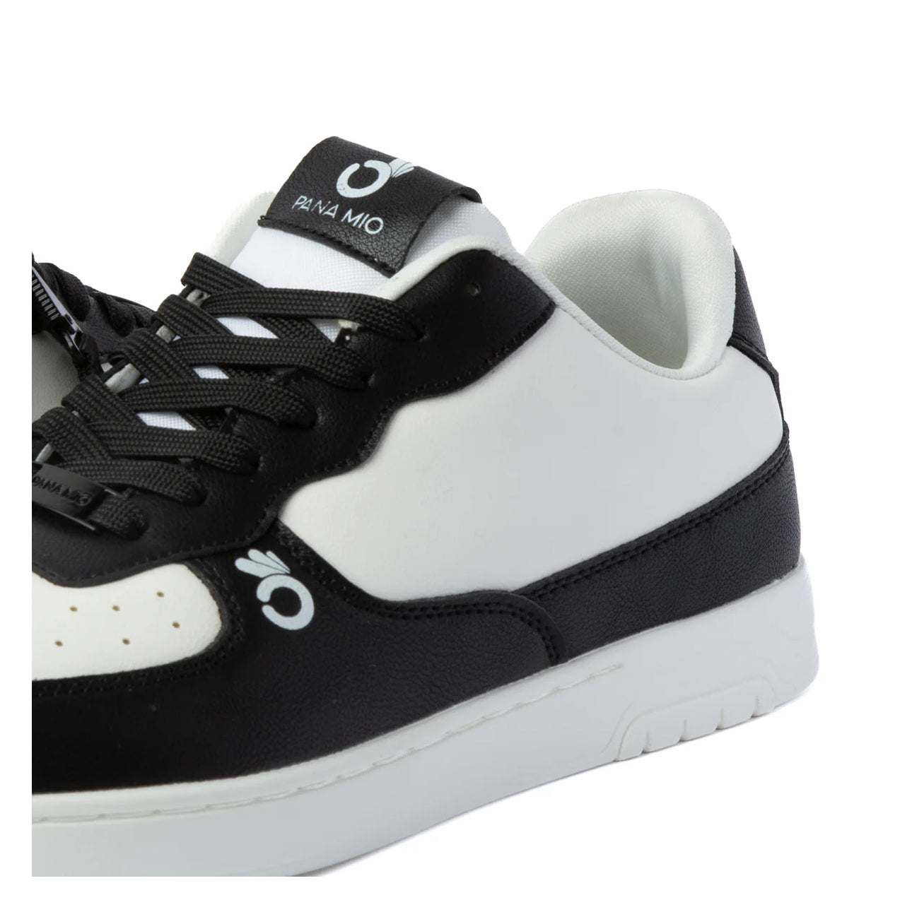 Panamio Low-top Panda