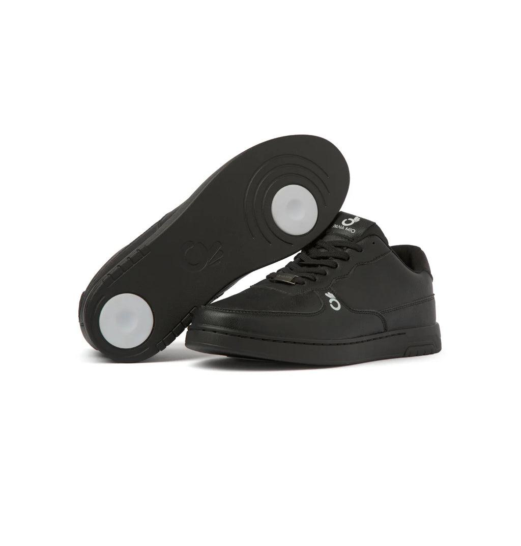 Panamio Low-top All Black