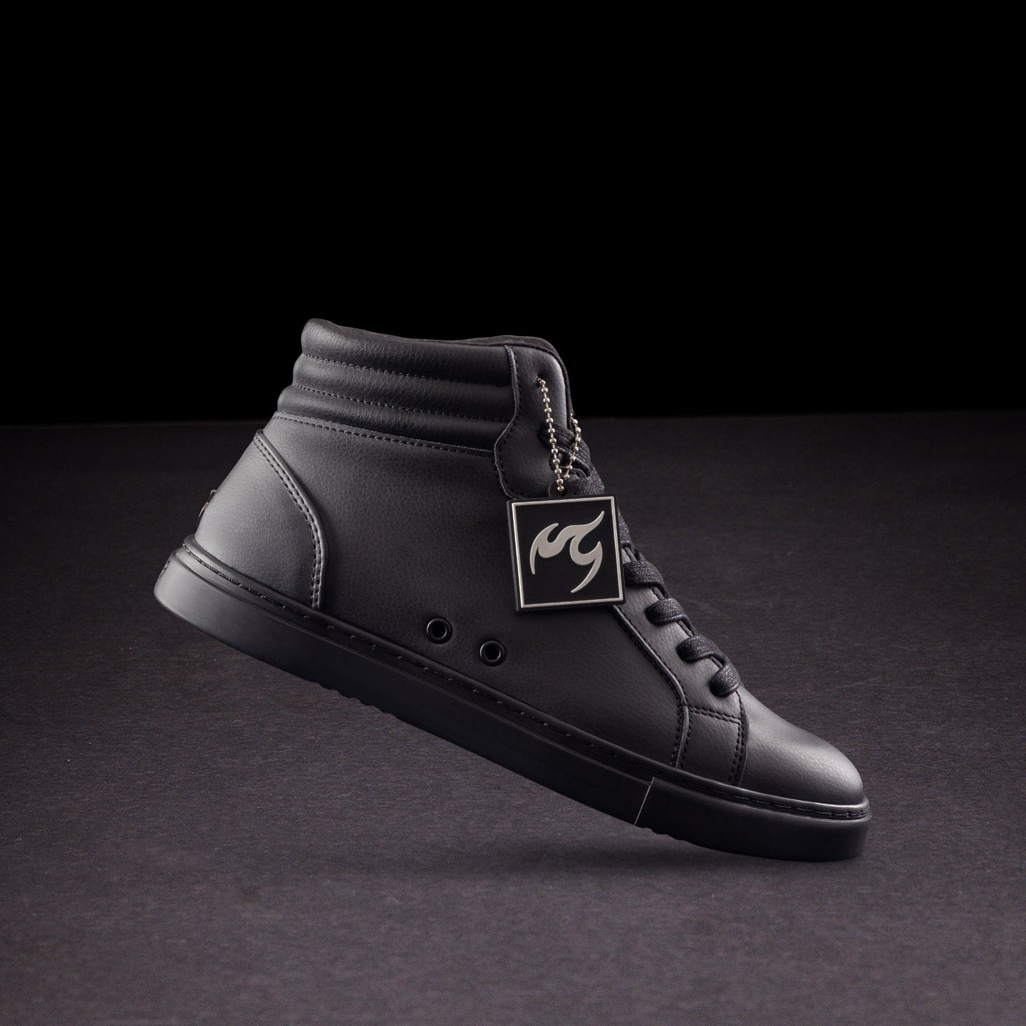 Fuego High-top All Black