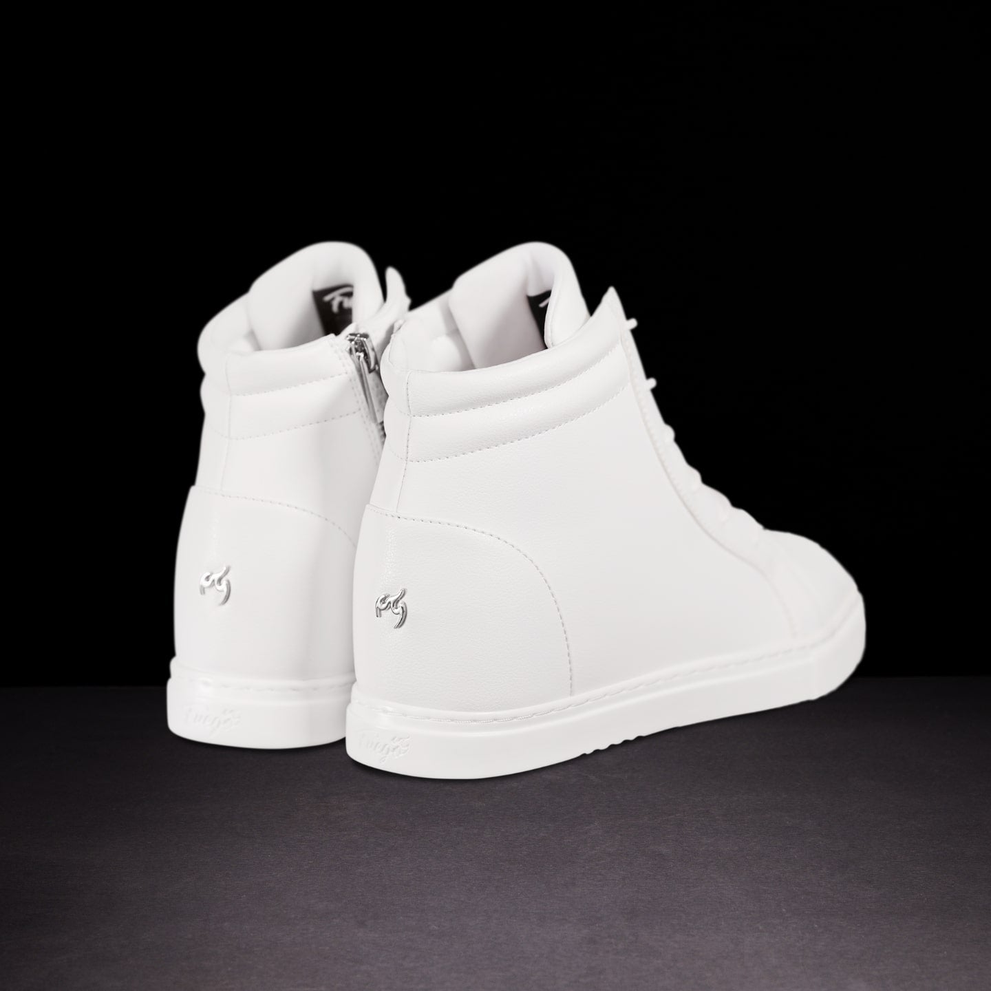 Fuego Wedge White