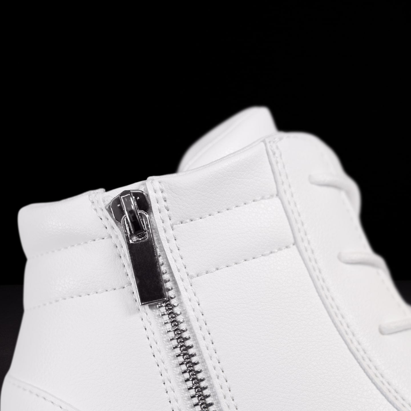 Fuego Wedge White