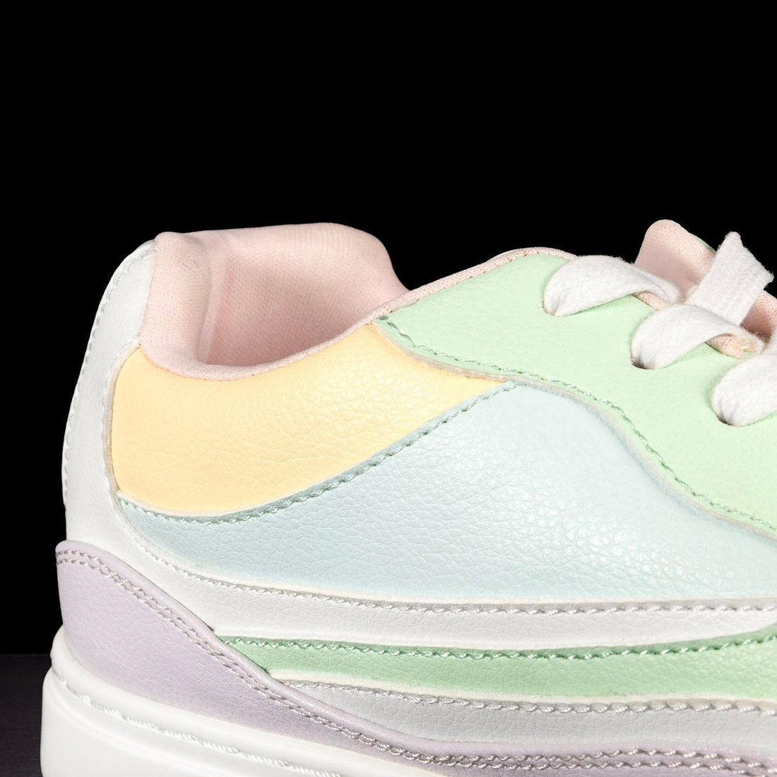 Fuego Low-top Navy Pastel